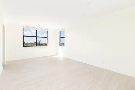 3800 Washington Road West Palm Beach FL 33405