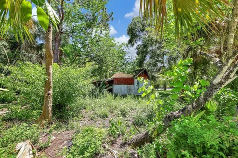 8810 Emerson Avenue Fort Pierce FL 34951