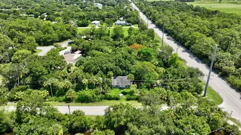 8810 Emerson Avenue Fort Pierce FL 34951