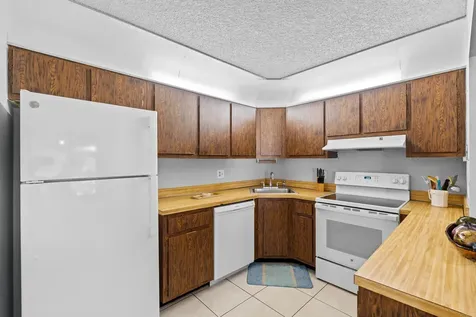 230 Pine Hov Circle Greenacres FL 33463