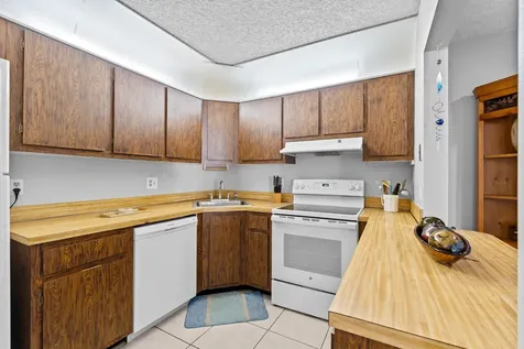 230 Pine Hov Circle Greenacres FL 33463