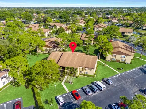 230 Pine Hov Circle Greenacres FL 33463