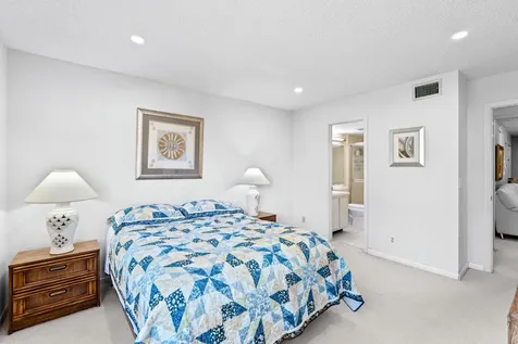 230 Pine Hov Circle Greenacres FL 33463