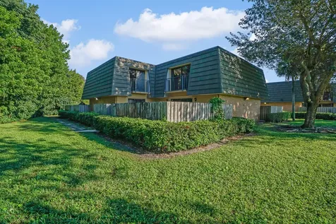 2419 24th Way West Palm Beach FL 33407