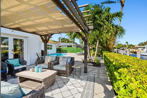 1008 Ne 26th Avenue Pompano Beach FL 33062