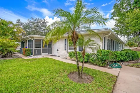 10081 42nd Avenue S Boynton Beach FL 33436