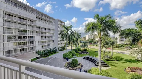 3546 S Ocean Boulevard South Palm Beach FL 33480