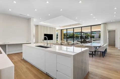 224 W Key Palm Road Boca Raton FL 33432