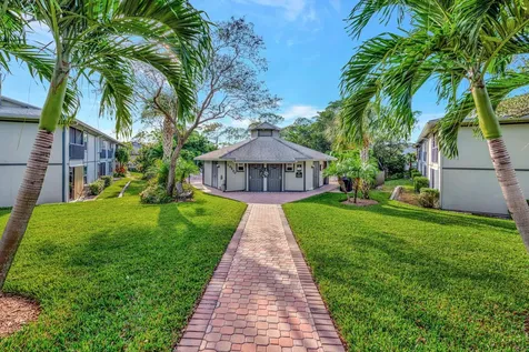 8132 SE Croft Circle Hobe Sound FL 33455