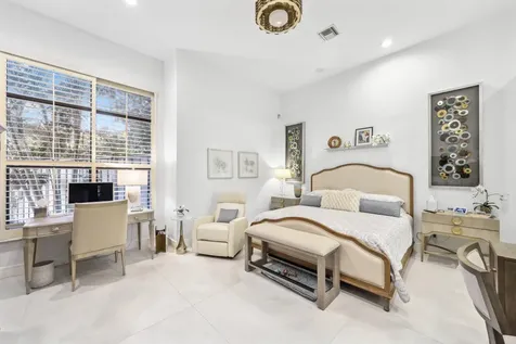 2444 Nw 63rd Street Boca Raton FL 33496