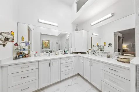 2444 Nw 63rd Street Boca Raton FL 33496