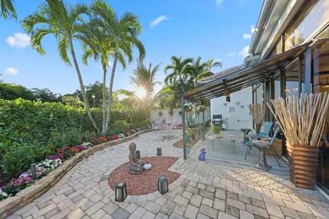 2444 Nw 63rd Street Boca Raton FL 33496