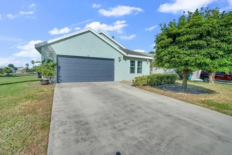 32 Misty Meadow Drive Boynton Beach FL 33436
