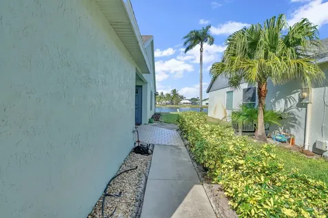 32 Misty Meadow Drive Boynton Beach FL 33436