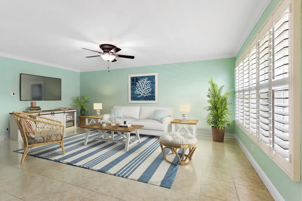 310 Wellington M West Palm Beach FL 33417