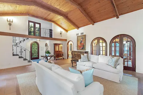 424 Brazilian Avenue Palm Beach FL 33480