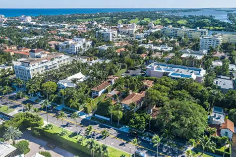424 Brazilian Avenue Palm Beach FL 33480