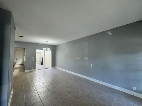 2609 Nw 7th Street Boynton Beach FL 33426