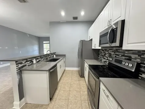 2609 Nw 7th Street Boynton Beach FL 33426
