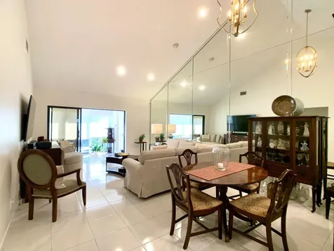 10872 Lake Front Place Boca Raton FL 33498