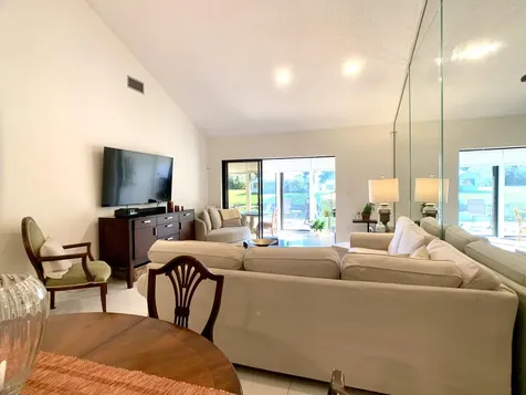 10872 Lake Front Place Boca Raton FL 33498