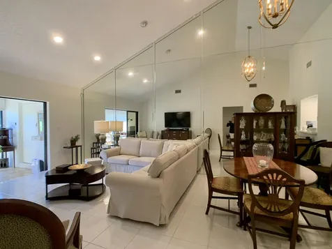 10872 Lake Front Place Boca Raton FL 33498
