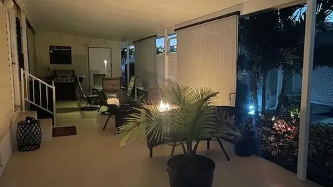 2002 Antigua Bay Boynton Beach FL 33436