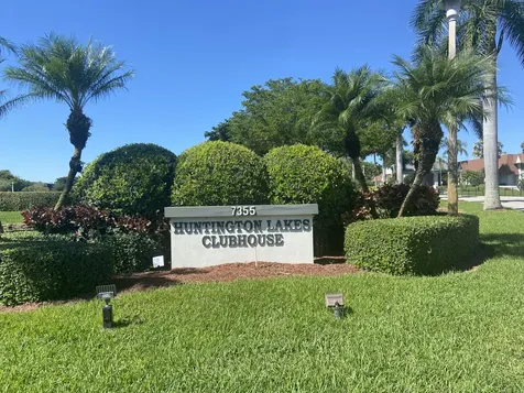14360 Strathmore Lane Delray Beach FL 33446