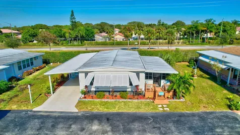 51006 Galina Bay Boynton Beach FL 33436