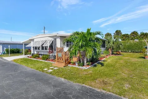 51006 Galina Bay Boynton Beach FL 33436