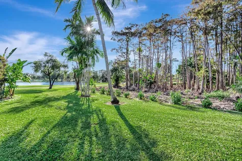 21195 Juego Circle Boca Raton FL 33433