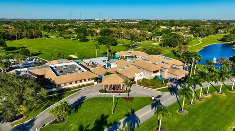 21195 Juego Circle Boca Raton FL 33433
