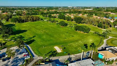 21195 Juego Circle Boca Raton FL 33433