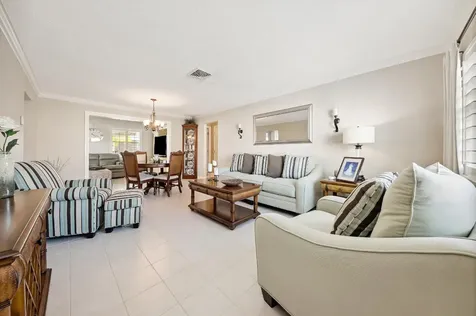 2398 Sw 11th Avenue Boynton Beach FL 33426