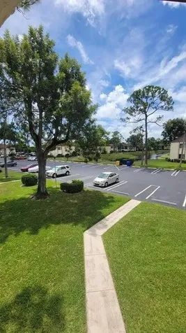 321 Knotty Pine Circle Greenacres FL 33463