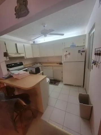 321 Knotty Pine Circle Greenacres FL 33463