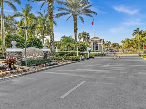 8853 Georgetown Lane Boynton Beach FL 33472