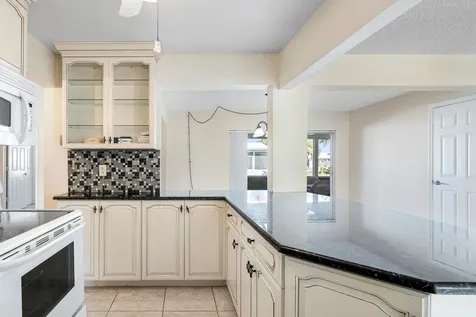 1403 Sw 22nd Way Boynton Beach FL 33426