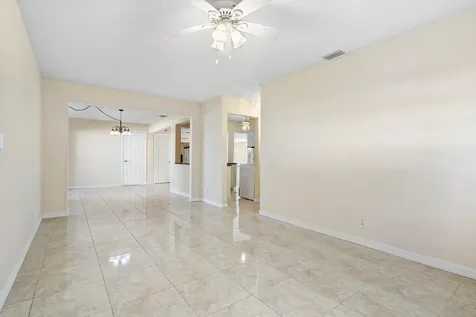 1403 Sw 22nd Way Boynton Beach FL 33426