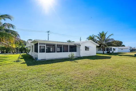 1403 Sw 22nd Way Boynton Beach FL 33426