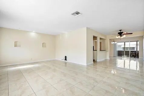1403 Sw 22nd Way Boynton Beach FL 33426