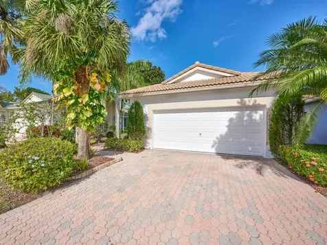 8071 Brindisi Lane Boynton Beach FL 33472