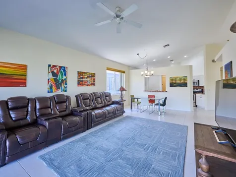 8071 Brindisi Lane Boynton Beach FL 33472