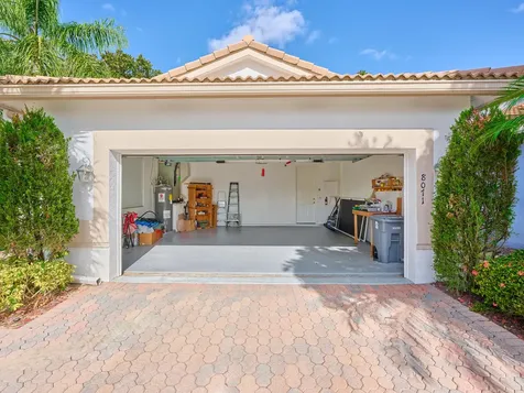 8071 Brindisi Lane Boynton Beach FL 33472