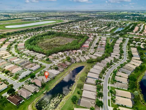 8071 Brindisi Lane Boynton Beach FL 33472