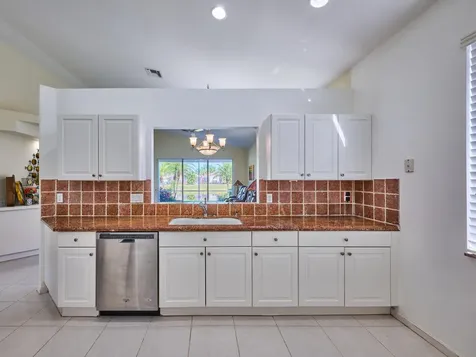 8071 Brindisi Lane Boynton Beach FL 33472