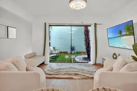 22388 Pineapple Walk Drive Boca Raton FL 33433