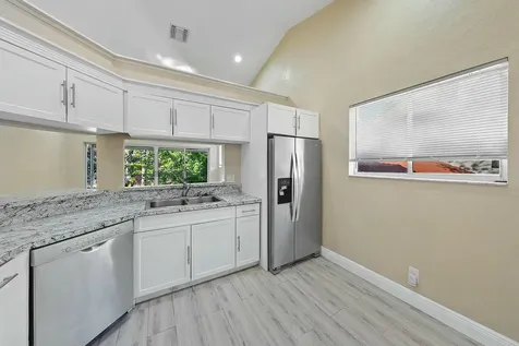 13 Via De Casas Sur Boynton Beach FL 33426