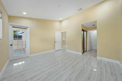 13 Via De Casas Sur Boynton Beach FL 33426