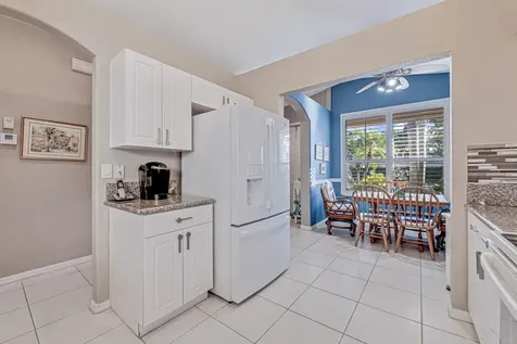 8131 Bellafiore Way Boynton Beach FL 33472